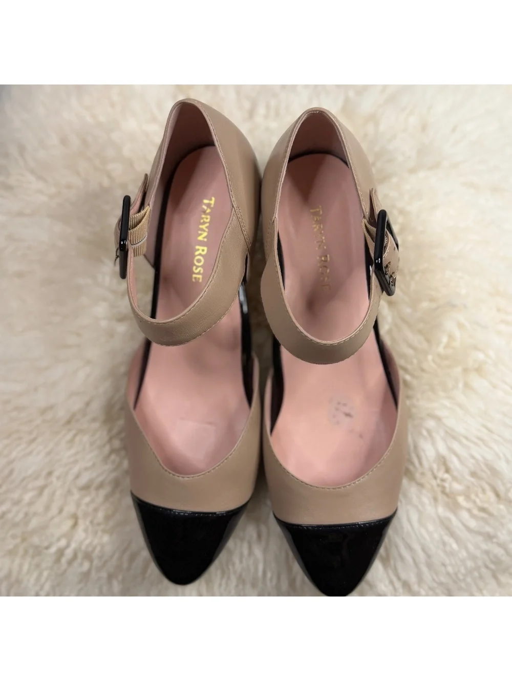 Taryn Rose Women’s Beige Black Cap Toe Ankle Strap Pumps Block Heel Size 9